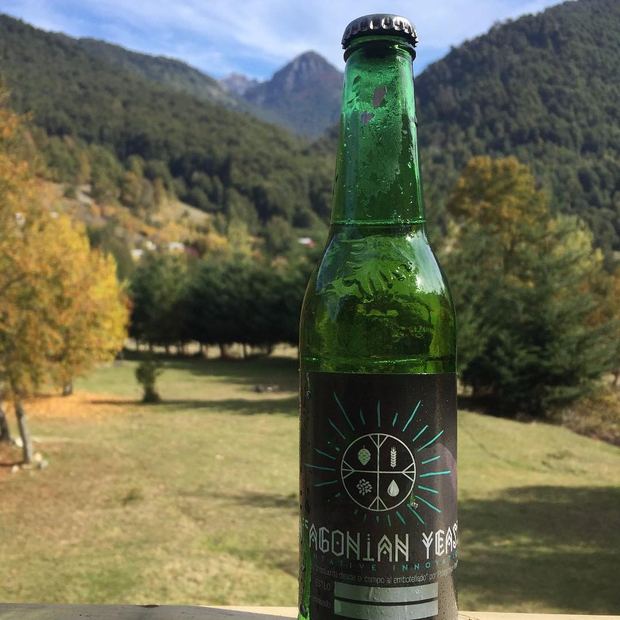 Botella de cerveza en la Patagonia